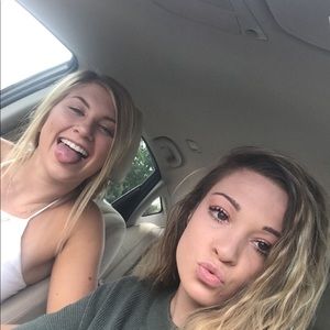 Meet your Posher, Brooke